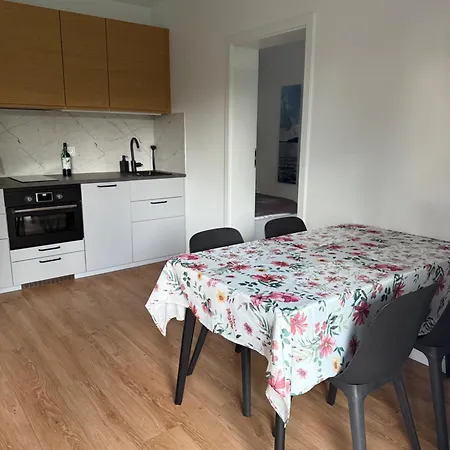 Apartament Jerzyn *